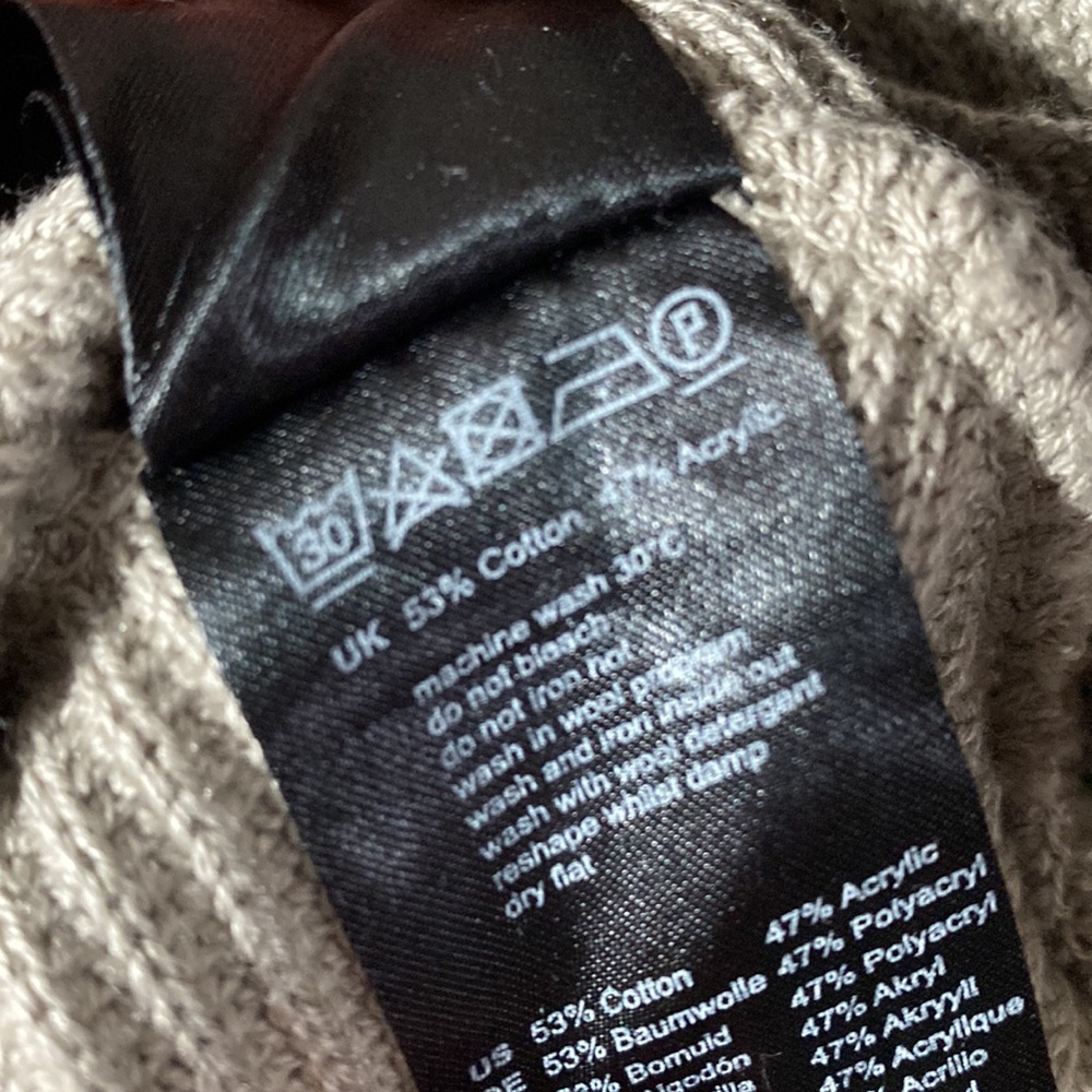 Star Wars official Rei sweater - Picture 9 of 9